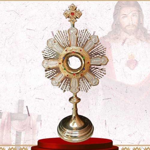 Silver Star Monstrance with Gold Rays