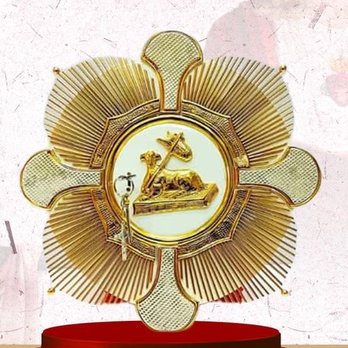 Gold Quatrefoil Tabernacle Door with Agnus Dei