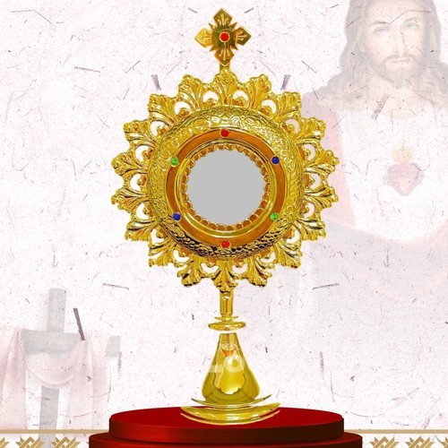Gold Scrolled Leaf Monstrance