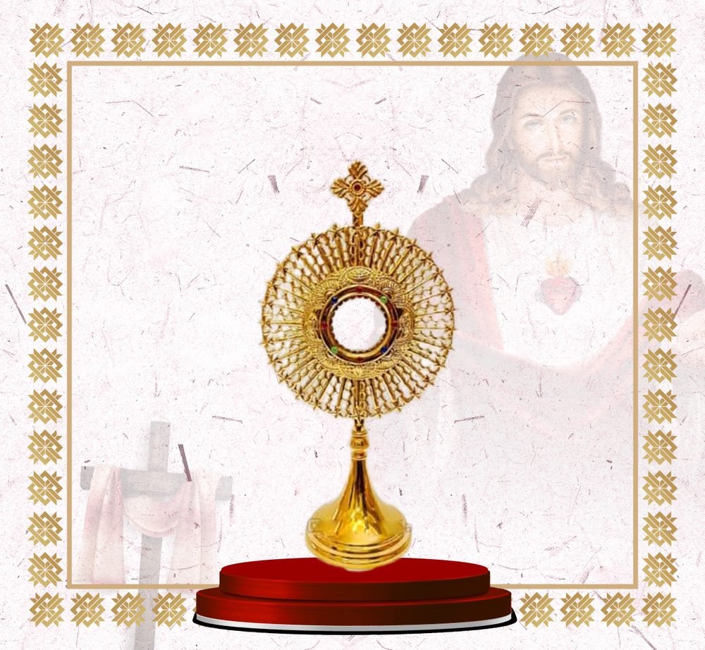 Small Gold Filigree Ring Monstrance