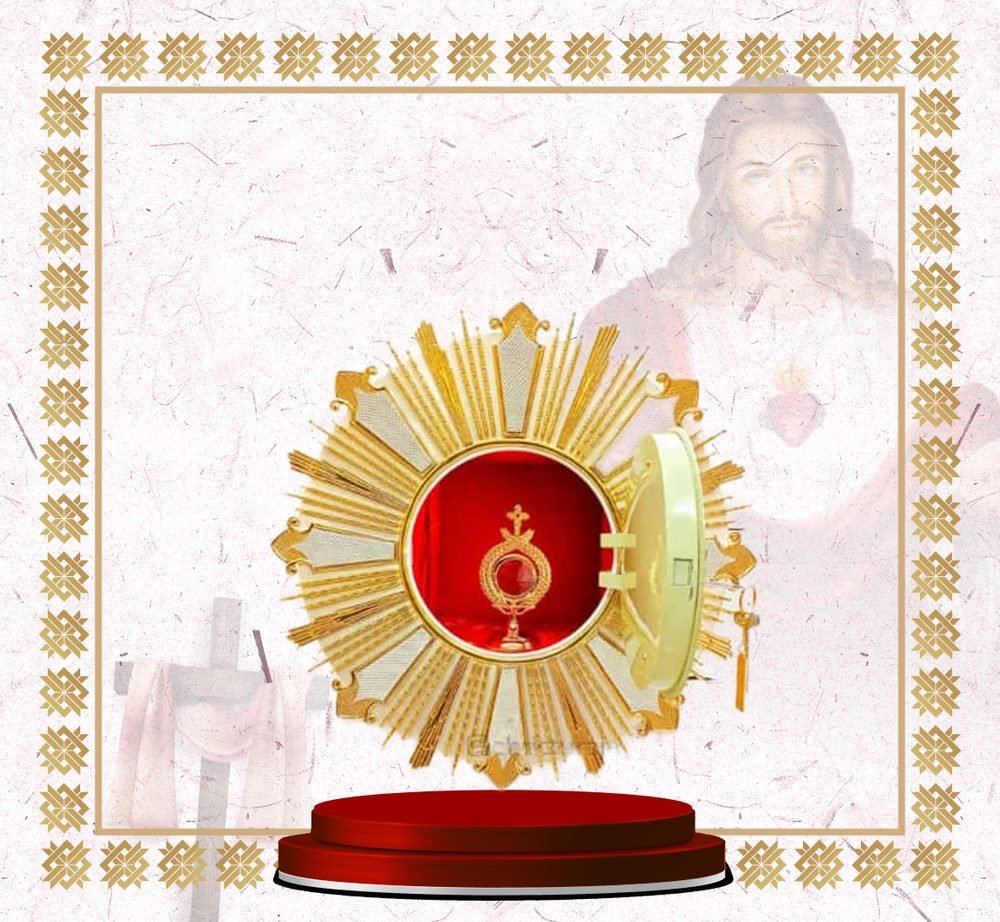 Round Gold Sunburst Tabernacle with Red Lining