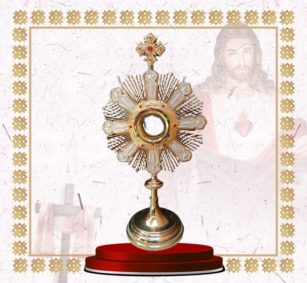 Silver Star Monstrance with Gold Rays