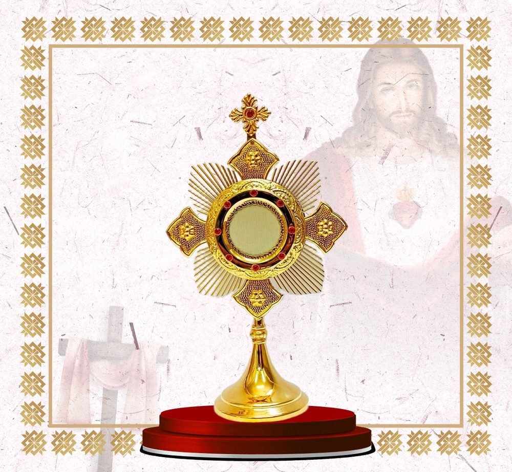 Gold Star Monstrance with Jewelled Ring