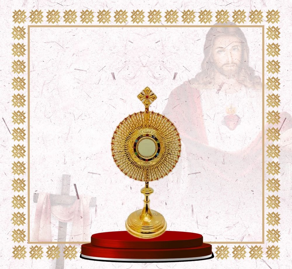 Gold Filigree Ring Monstrance with Stones
